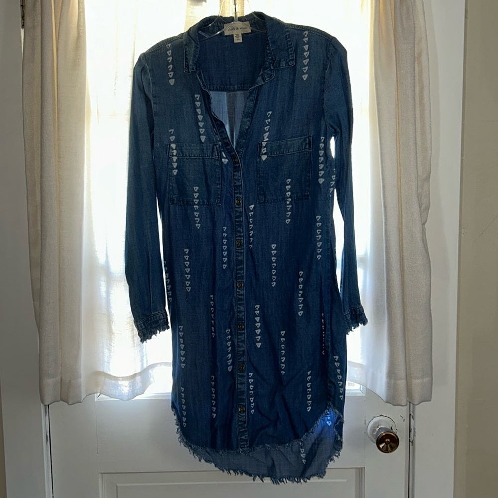 Cloth & Stone Denim Long Sleeve Dress with Design